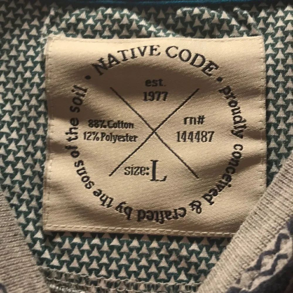 ✨Native Code Navy & Gray Pineapple Print Tee - Picture 2 of 5